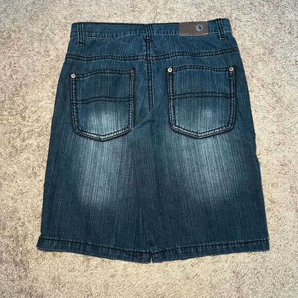Vintage 2000s Y2K Denim Shorts Skater Jean Jorts Beyond The Limit 38 - Picture 1 of 7